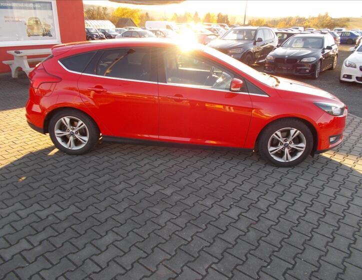 Ford Focus 8
