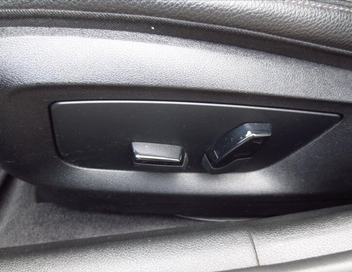 BMW Řada 5 Kombi 2,0 l 140 kw