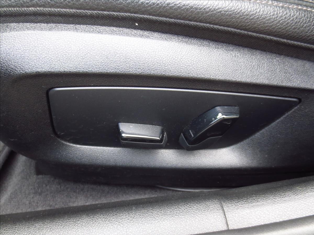 BMW Řada 5 Kombi 2,0 l 140 kw