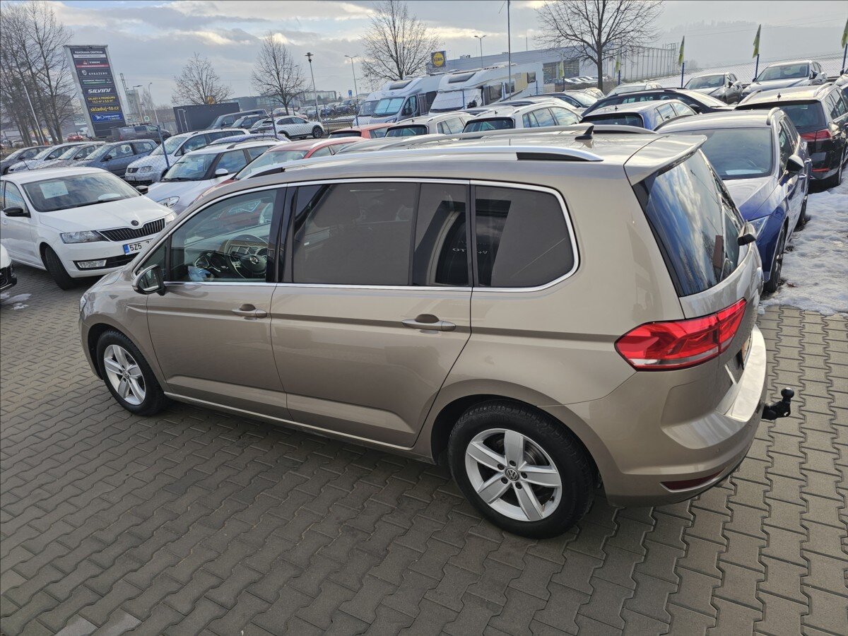 Volkswagen Touran Kombi 1,4 l 110 kw