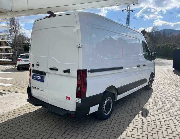 Nissan Interstar Skříň 2,0 l 96 kw