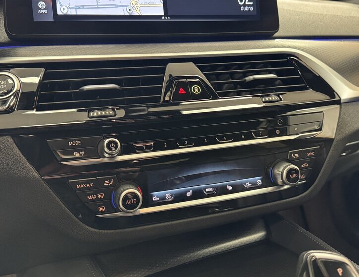 BMW Řada 5 Sedan / Limuzína 4,4 l 390 kw