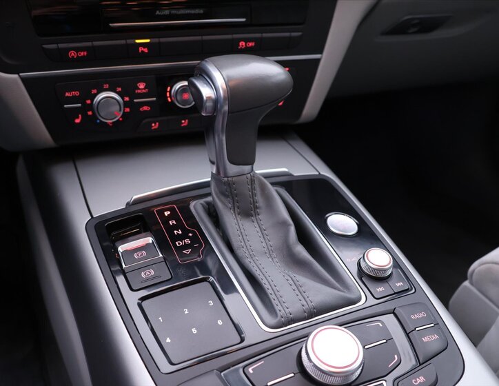 Audi A6 Kombi 3,0 l 180 kw