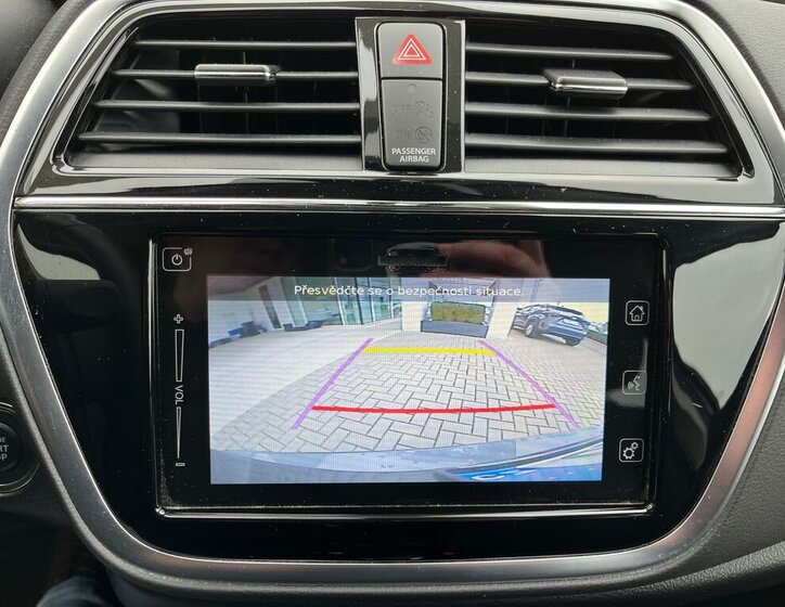 Suzuki SX4 S-Cross 23