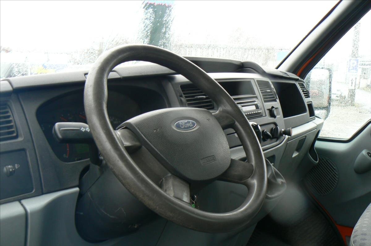 Ford Transit Sklápěč 2,4 l 85 kw