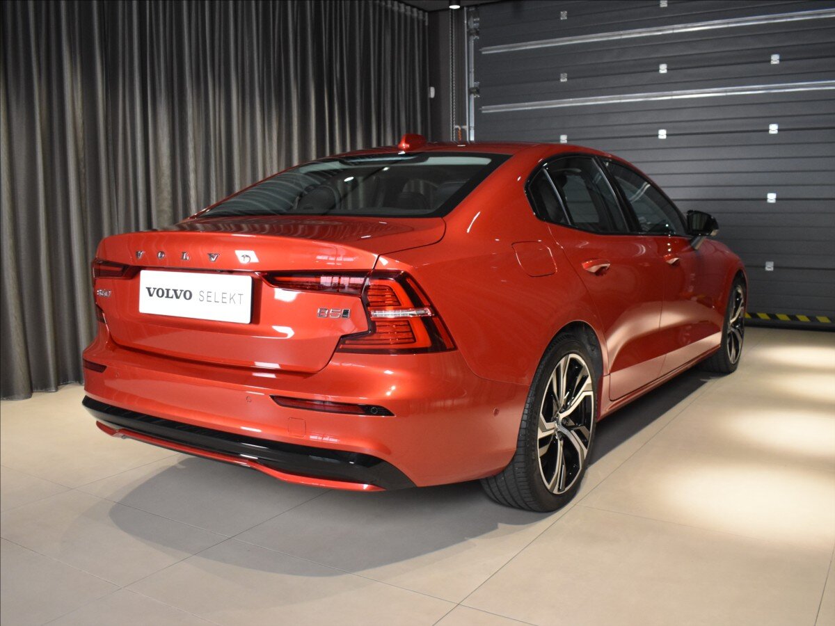 Volvo S60 Sedan / Limuzína 2,0 l 184 kw