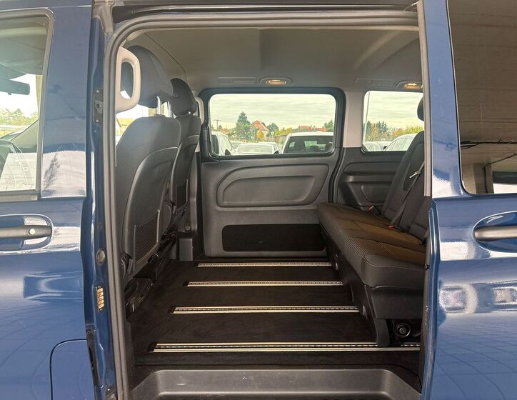 Mercedes-Benz Vito 18