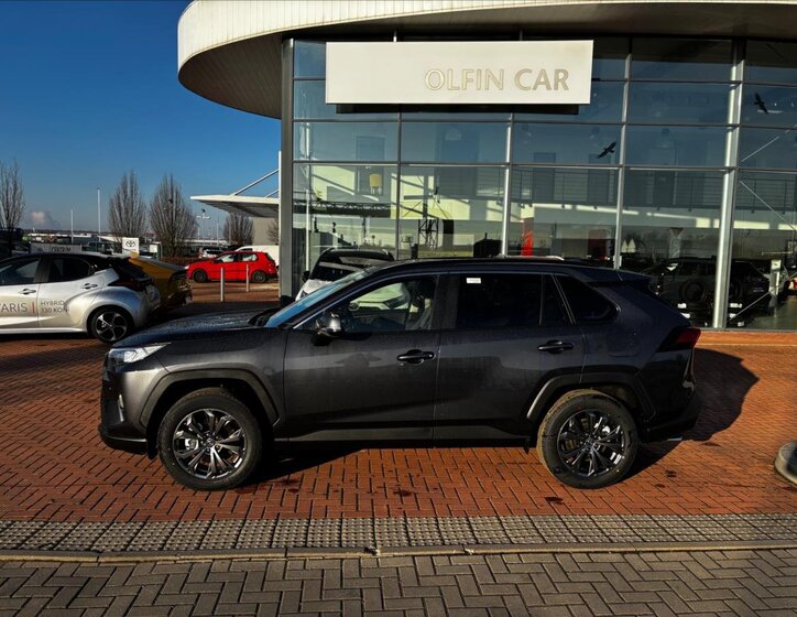 Toyota RAV4 SUV 2,5 l 131 kw