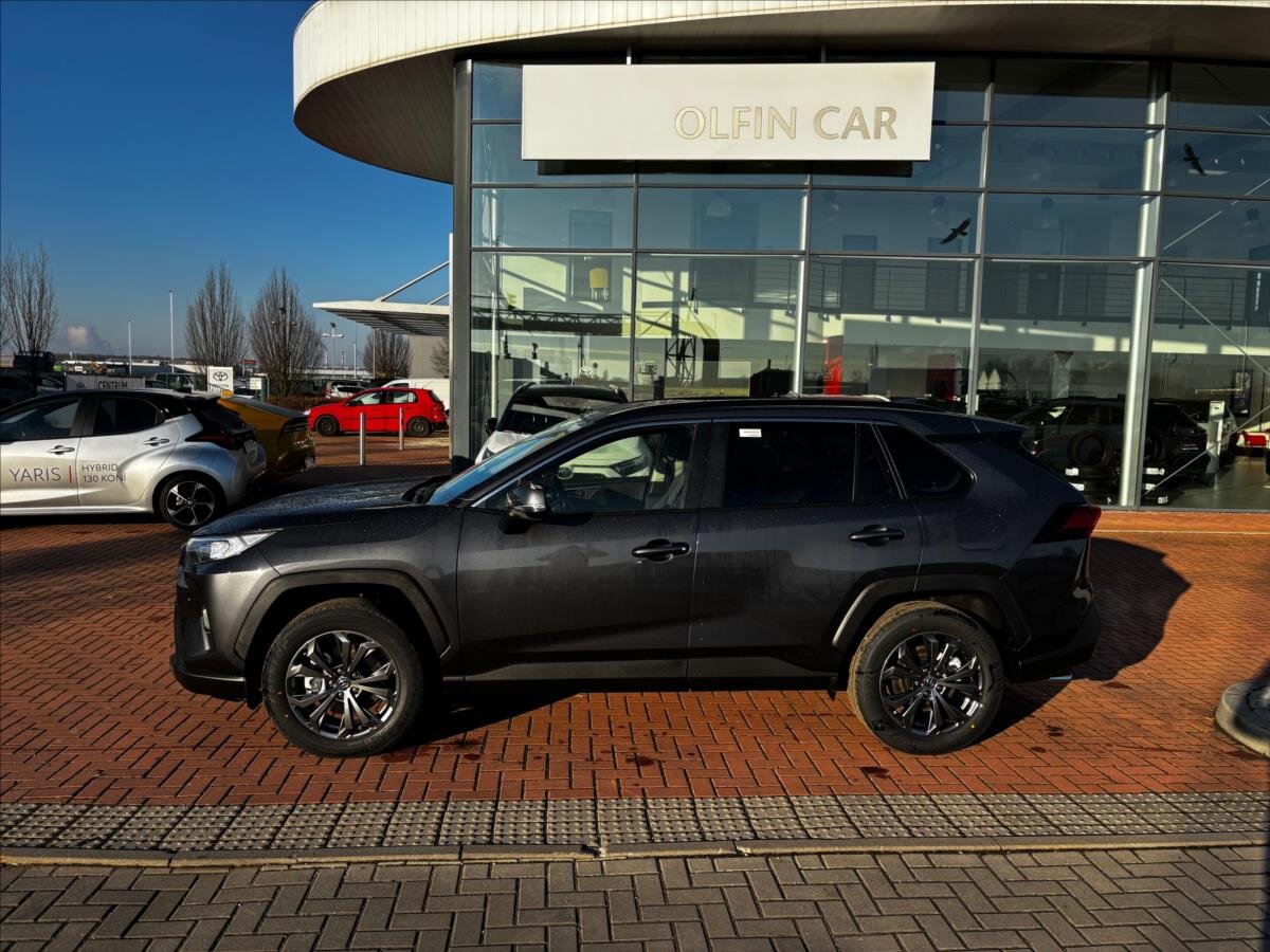 Toyota RAV4 SUV 2,5 l 131 kw