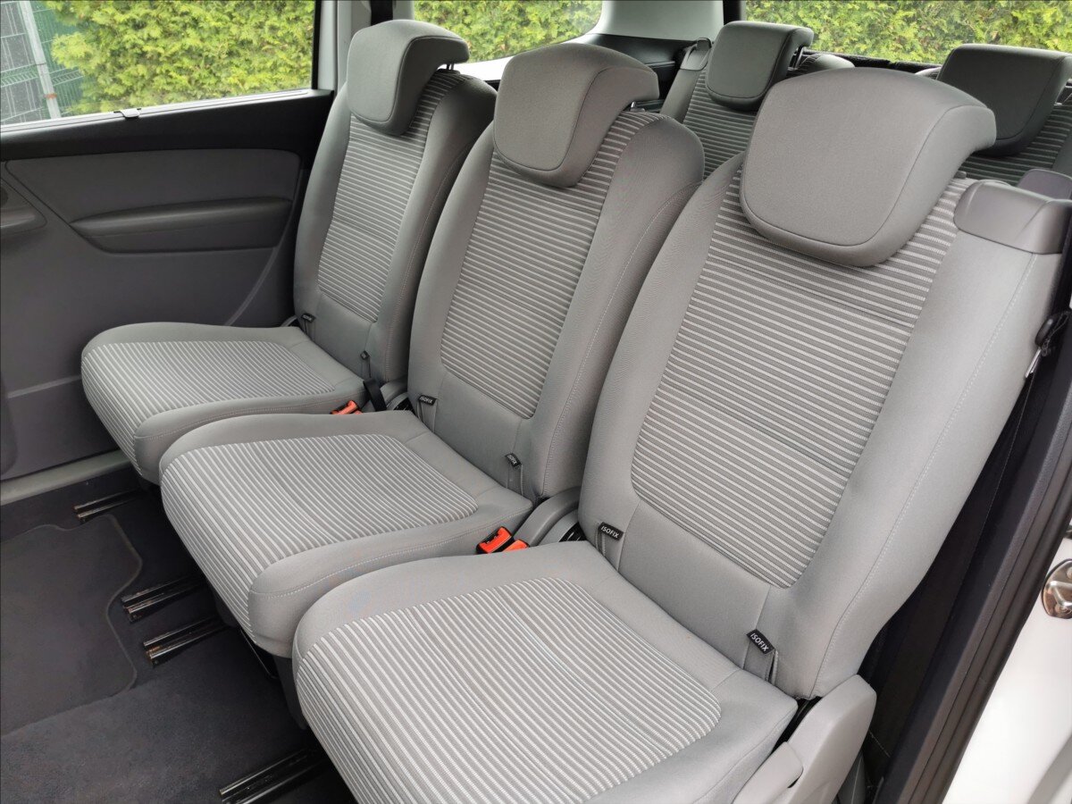 Seat Alhambra Kombi 1,4 l 110 kw