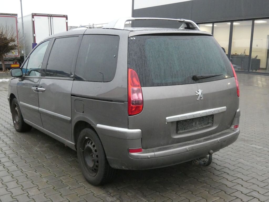 Peugeot 807