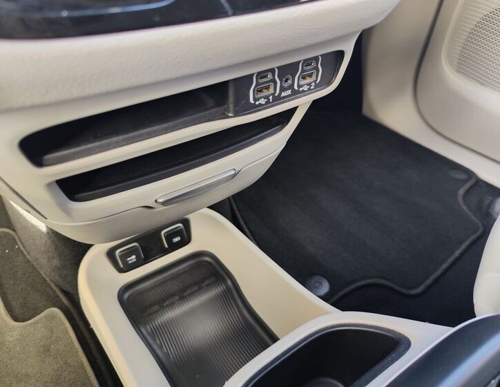 Chrysler Pacifica MPV 3,6 l 214 kw