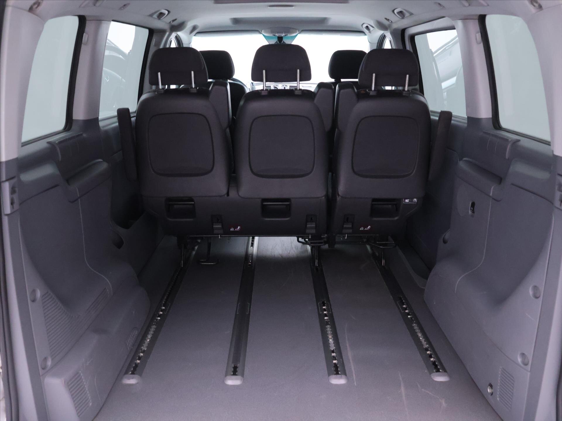 Mercedes-Benz Vito Kombi 3,0 l 150 kw