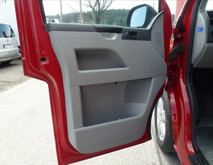Volkswagen Transporter Ostatní 2,0 l 132 kw