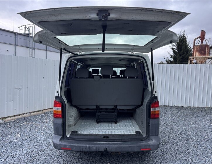 Volkswagen Transporter Kombi 1,9 l 90 kw