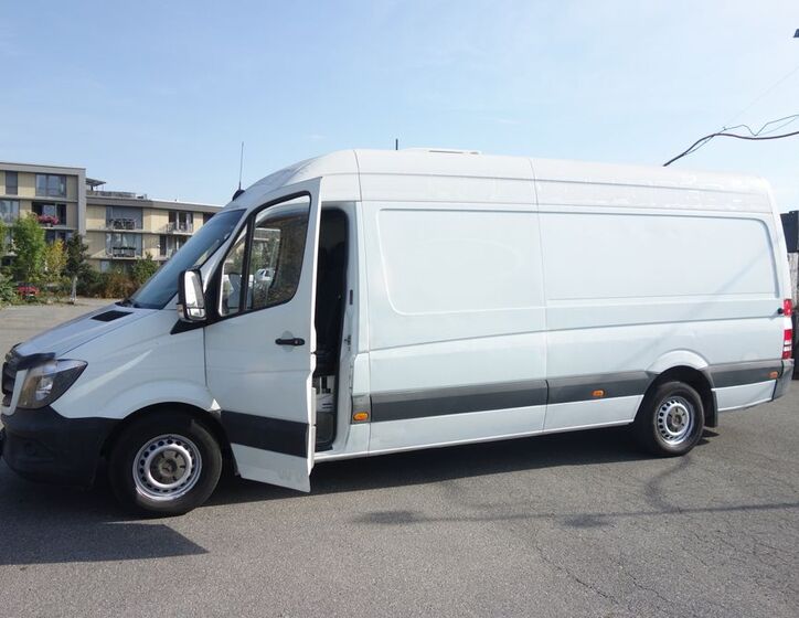 Mercedes-Benz Sprinter 15