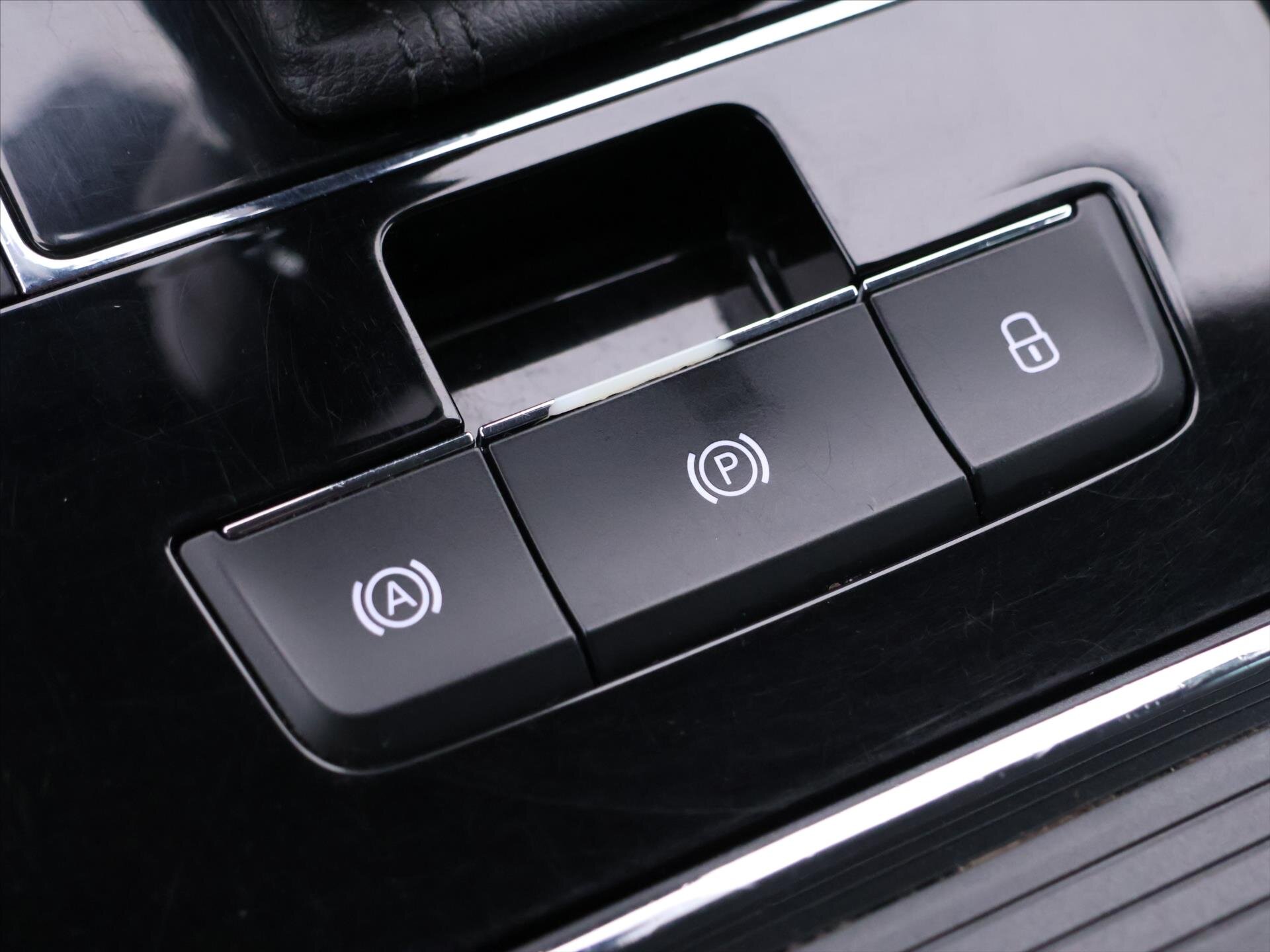 Audi A6 Allroad Kombi 3,0 l 200 kw