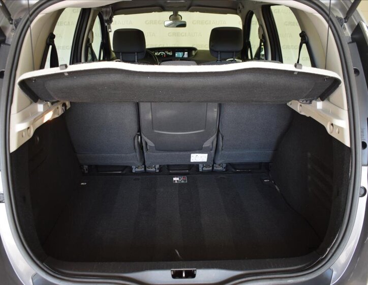 Renault Scénic MPV 1,5 l 81 kw
