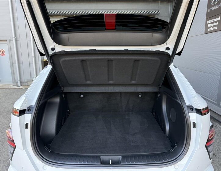 Hyundai Kona SUV / Terénní 0,0 150 kw