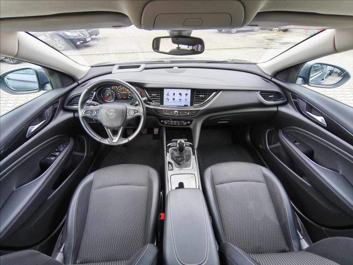 Opel Insignia Hatchback 2,0 l 125 kw