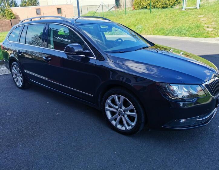 Škoda Superb 5