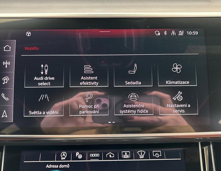 Audi A8 Sedan / Limuzína 3,0 l 210 kw