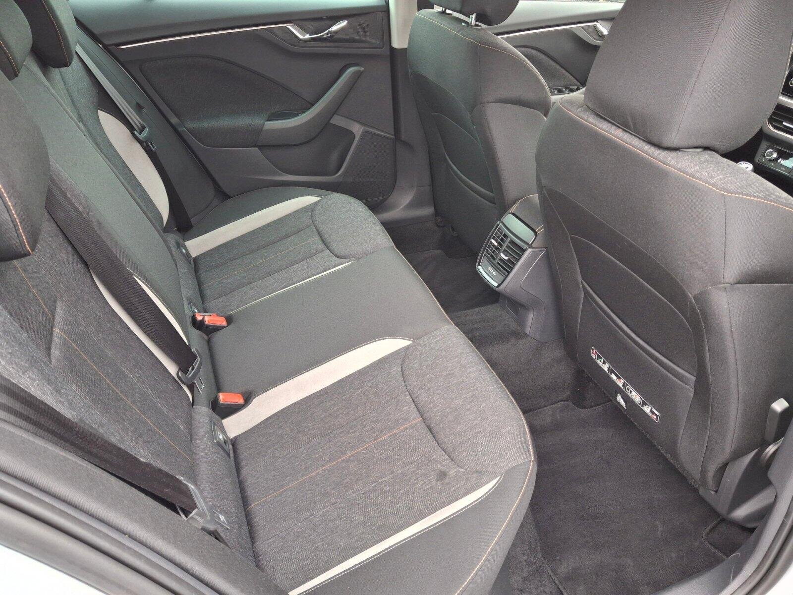 Škoda Kamiq SUV 999,0 81 kw