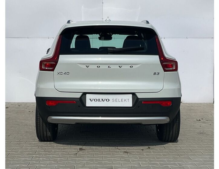 Volvo XC40 5