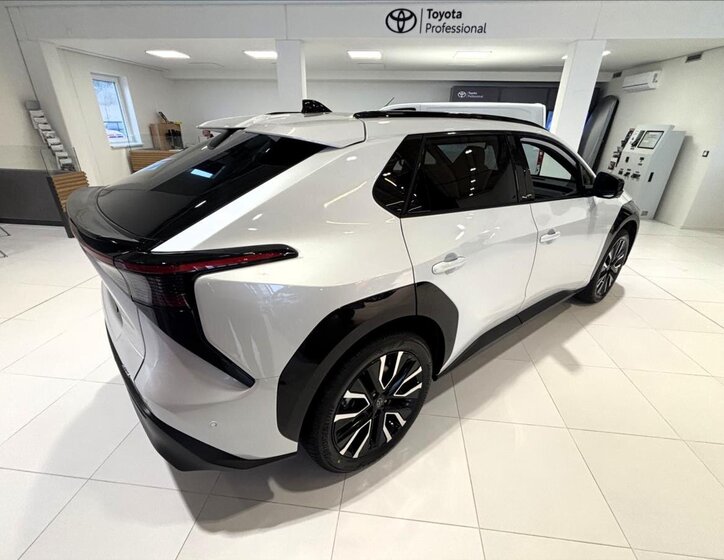 Toyota bZ4X SUV 0,0 252 kw