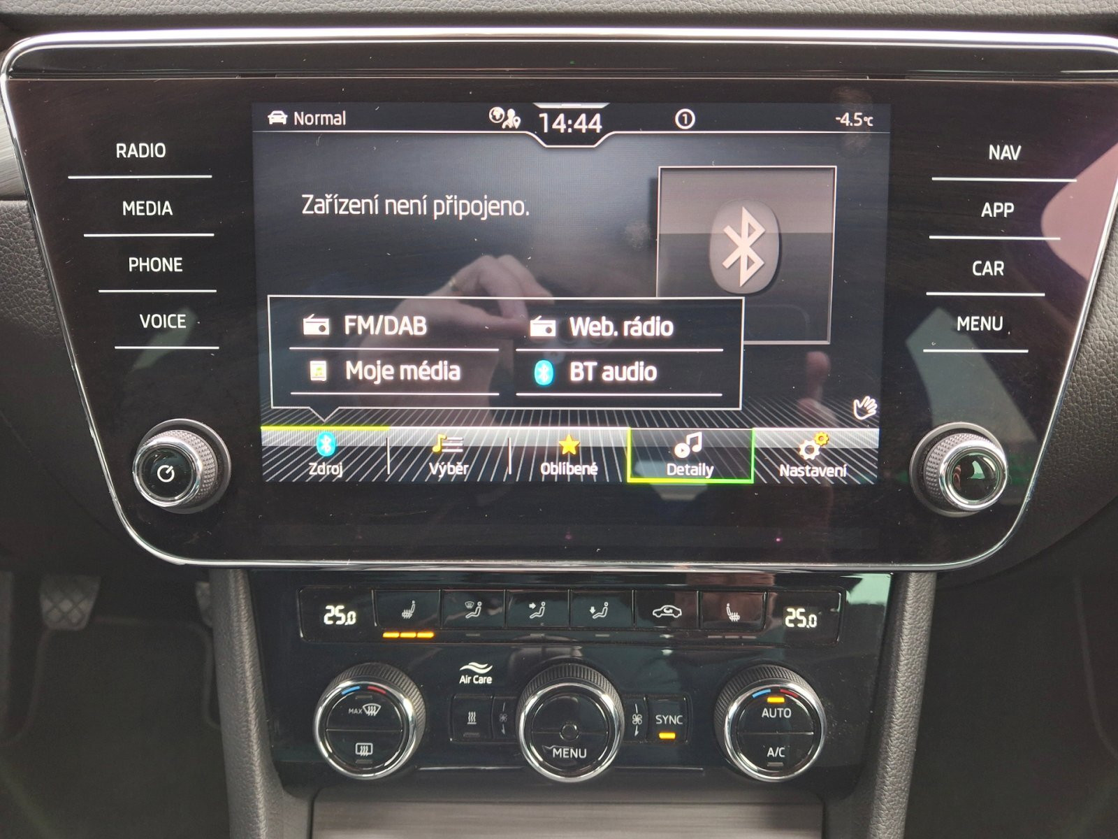 Škoda Superb Liftback 1,5 l 110 kw