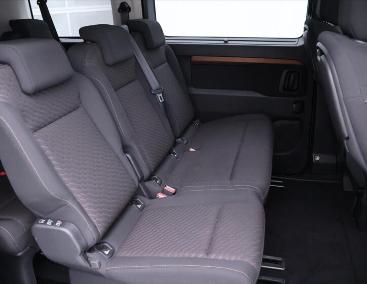 Toyota ProAce Verso 12