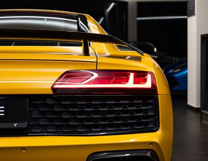 Audi R8 Kupé 5,2 l 456 kw