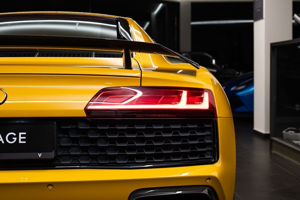 Audi R8 Kupé 5,2 l 456 kw