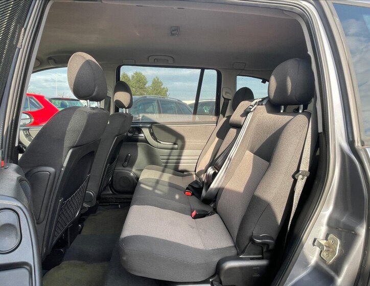 Opel Zafira MPV 1,6 l 74 kw