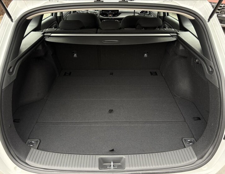 Hyundai i30 Kombi 1,5 l 103 kw