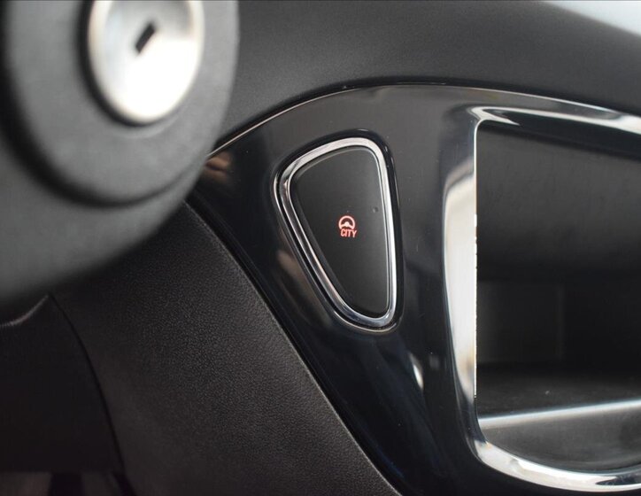 Opel Corsa Van Ostatní 1,2 l 51 kw