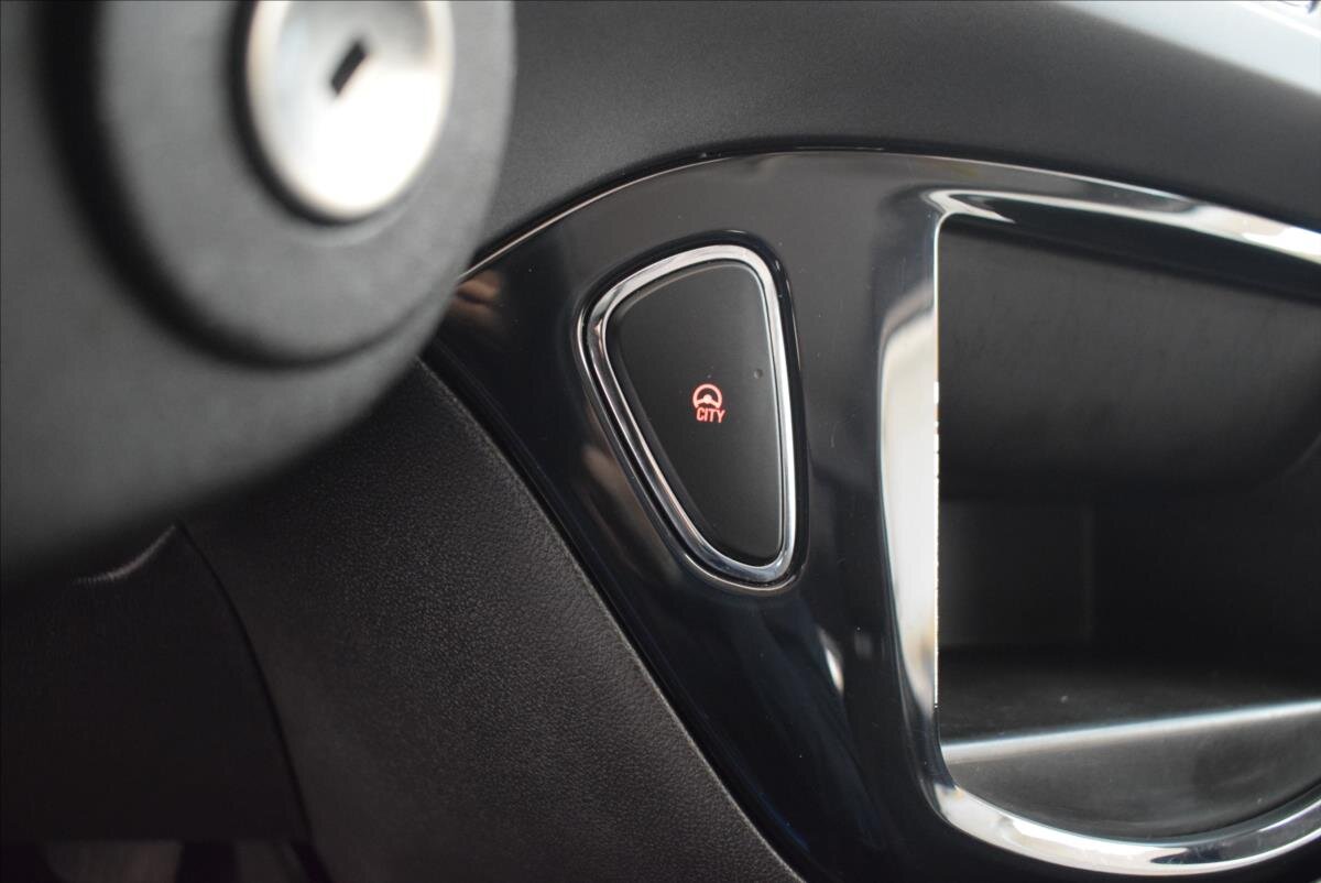 Opel Corsa Van Ostatní 1,2 l 51 kw