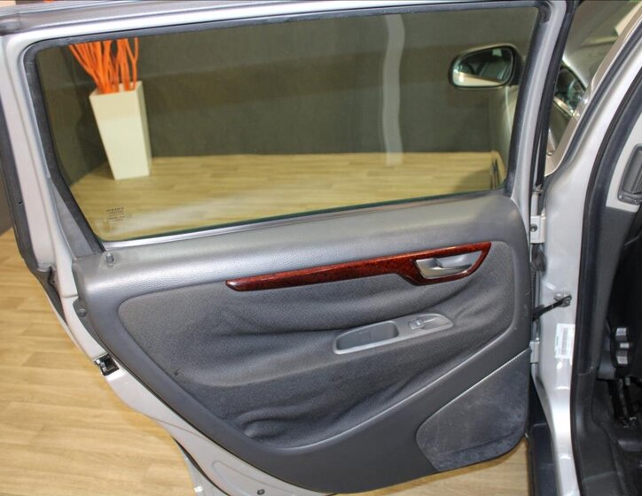 Volvo V70 Kombi 2,4 l 125 kw