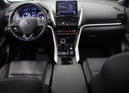Mitsubishi Eclipse Cross 8