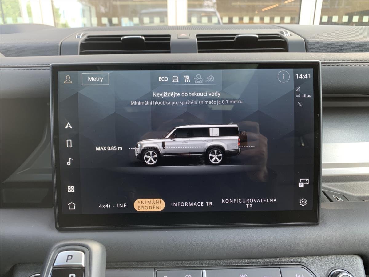 Land Rover Defender SUV 3,0 l 221 kw