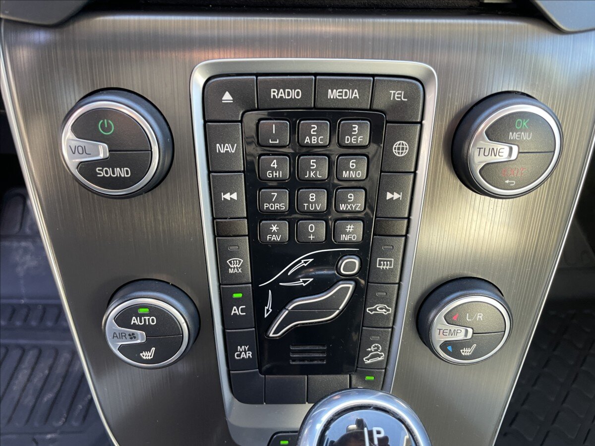 Volvo V40 Hatchback 2,0 l 140 kw