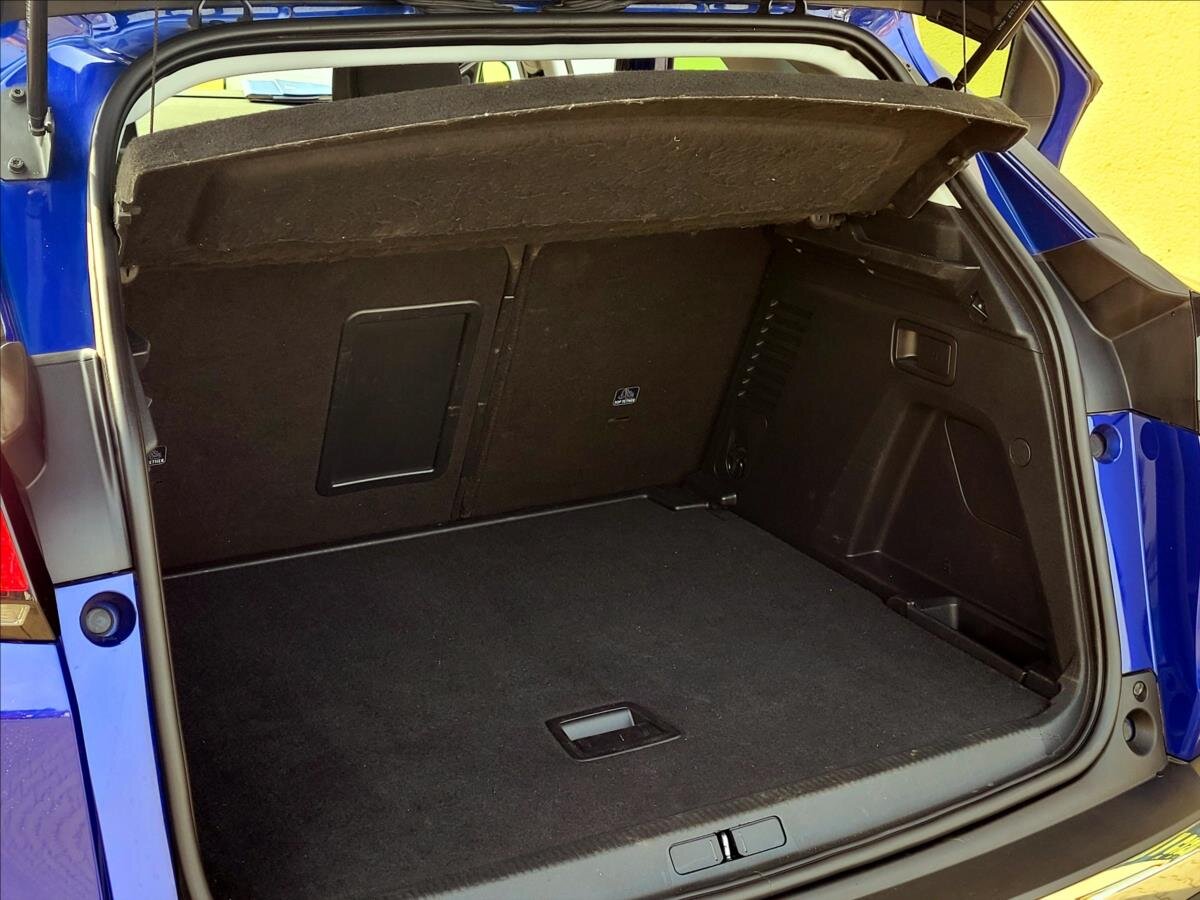 Peugeot 3008 SUV / Terénní 1,5 l 96 kw