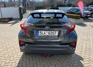 Toyota C-HR SUV / Terénní 1,8 l 72 kw