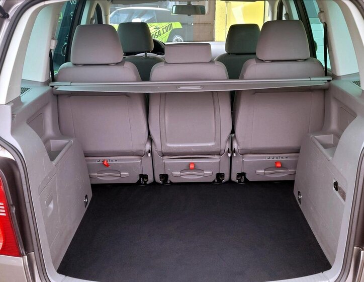 Volkswagen Touran Kombi 1,4 l 103 kw