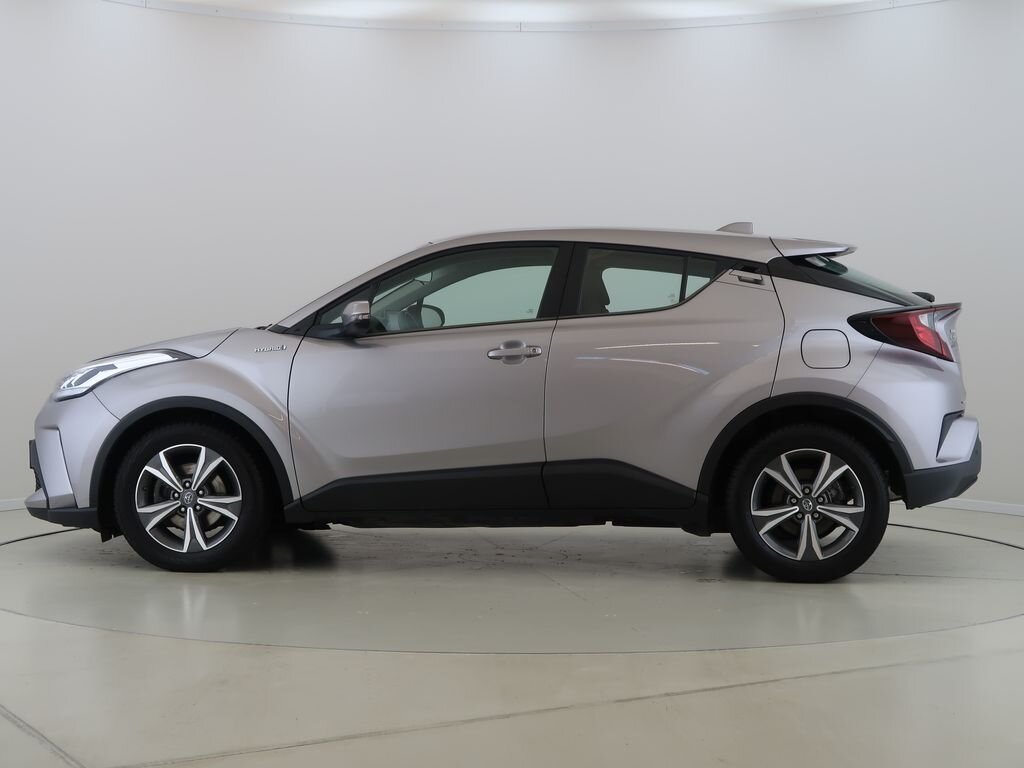 Toyota C-HR SUV / Terénní 1,8 l 72 kw