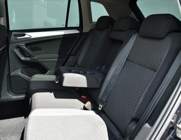 Volkswagen Tiguan SUV / Terénní 2,0 l 110 kw