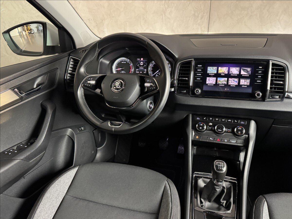 Škoda Karoq SUV / Terénní 1,5 l 110 kw