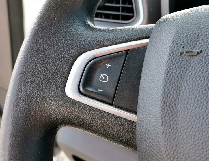 Renault Master Valník 2,3 l 120 kw