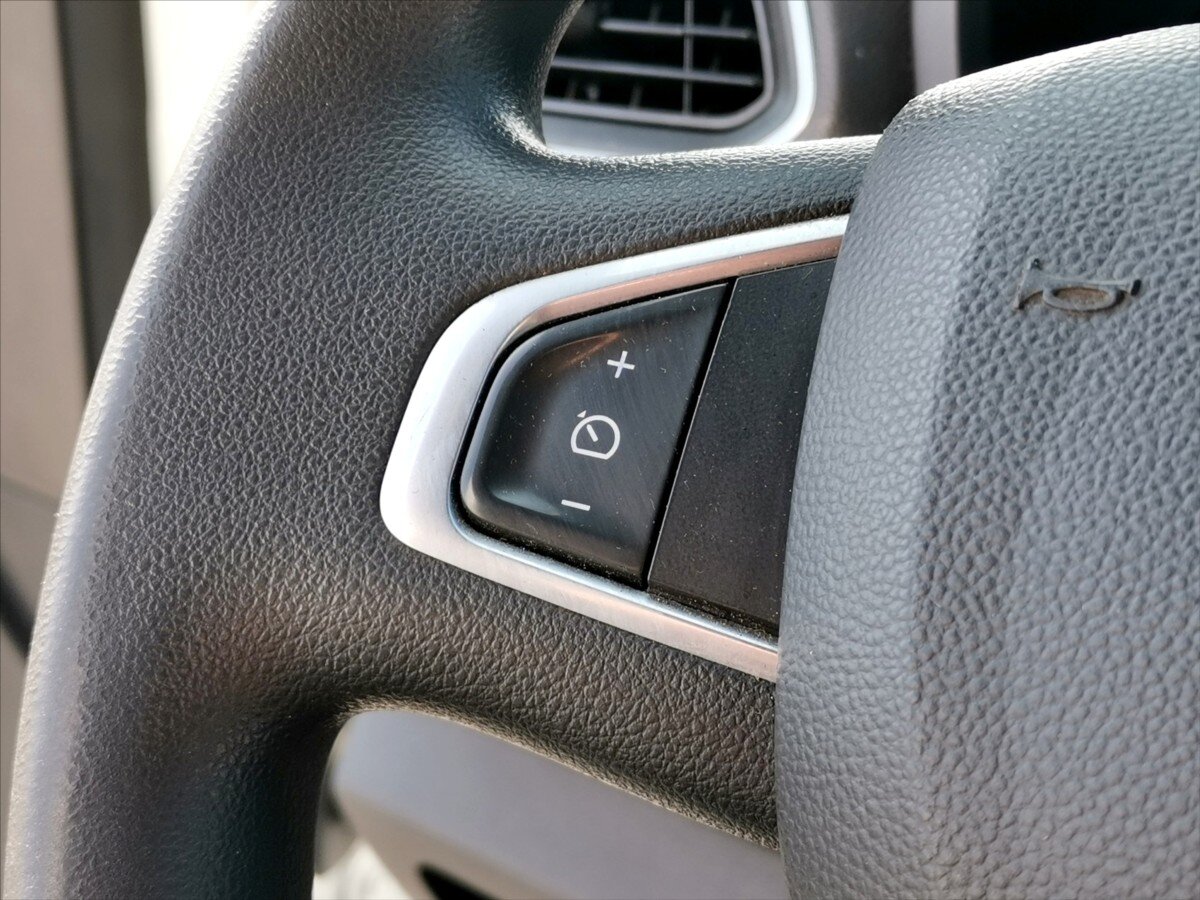 Renault Master Valník 2,3 l 120 kw