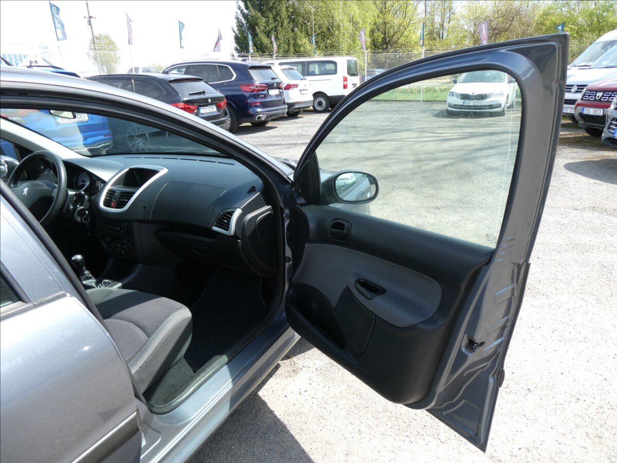 Peugeot 206 Hatchback 1,4 l 54 kw